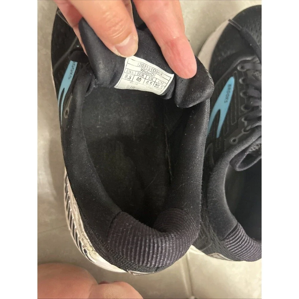 Brooks Ariel 20 Black Blue W Size 8.5 Used No Box